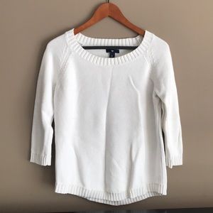 Gap sweater